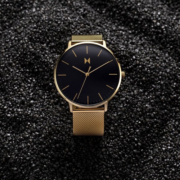 MVMT Lion Gold Men’s Watch 42mm Gold Mesh / Black Dial - Picture 7 of 8